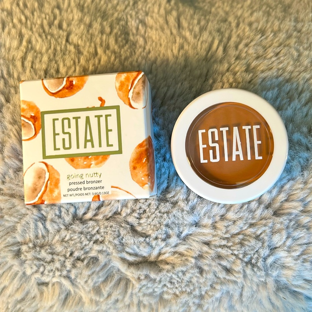 Estate Going Nutty Pressed Bronzer in Coco 0.13oz